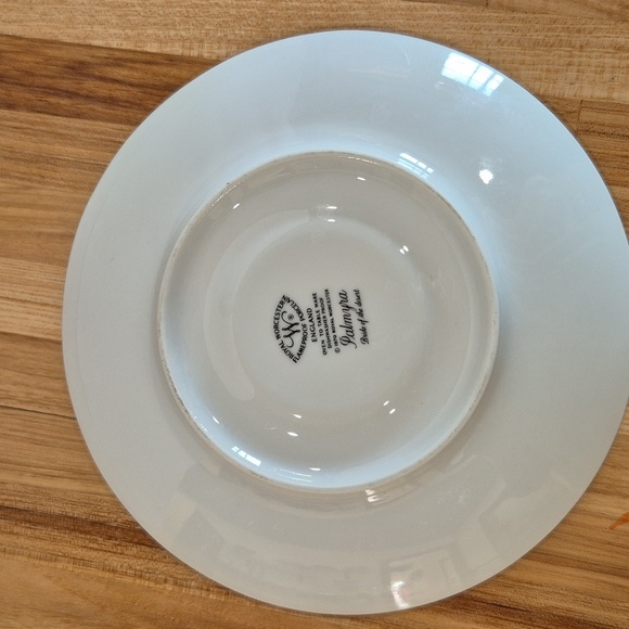 Floral Porcelain Teacup and Saucer Set - Picture 5 of 6